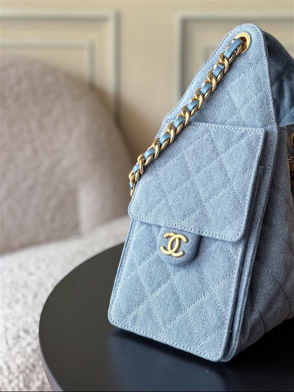 2026131204557401 900